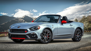 You Have One Day to Get $1,500 Off of a Fiat 124 Spider Just for Choosing a Manual Transmission